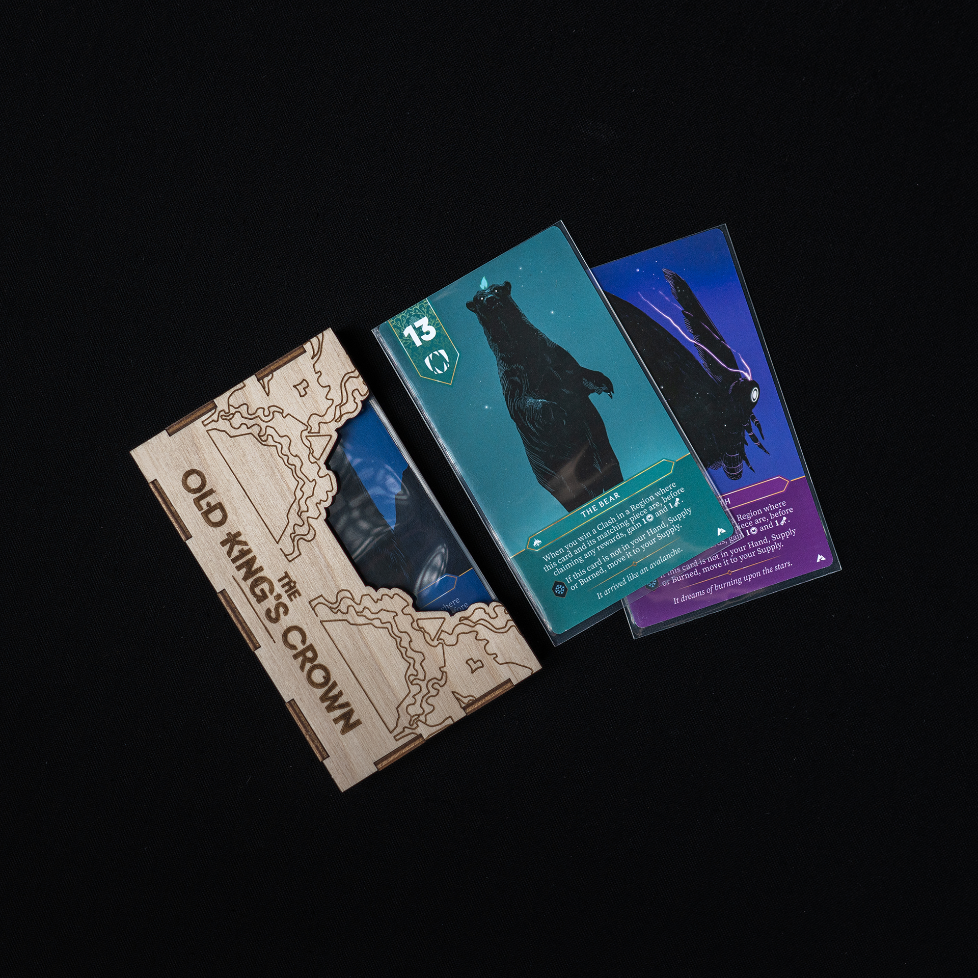 The Old King's Crown Organizer