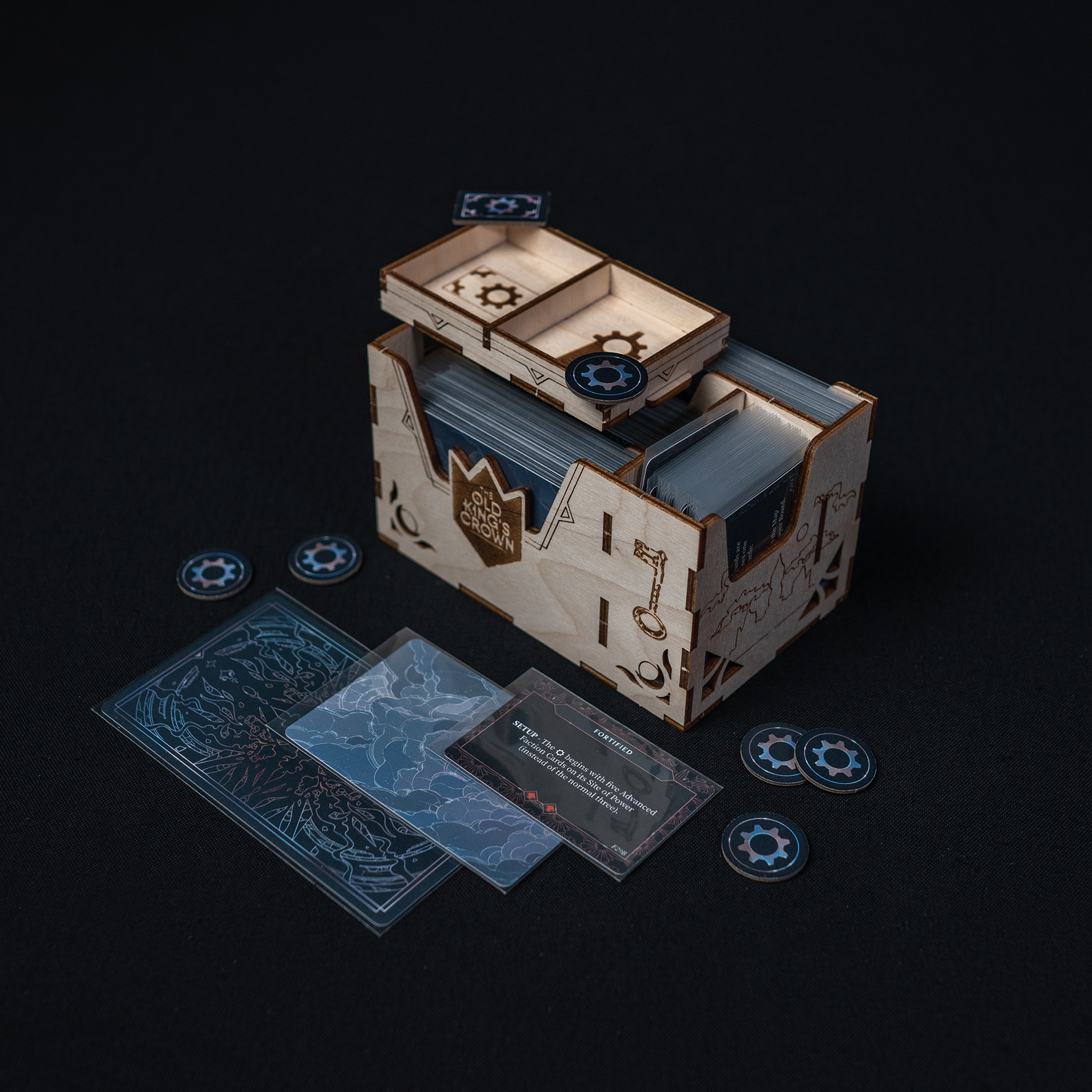 The Old King's Crown Organizer